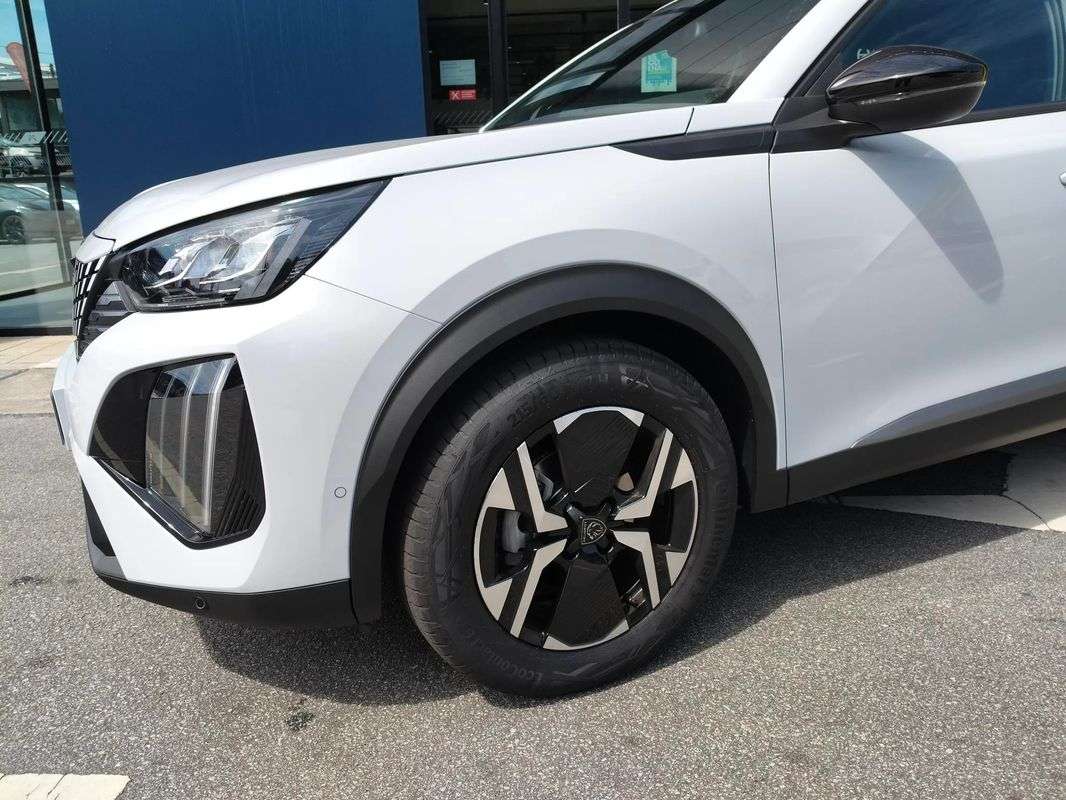 peugeot-2008-2024-gasolina-1199cc