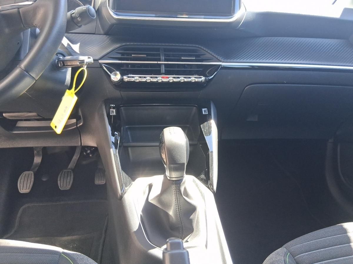 peugeot-208-2024-gasolina-1199cc