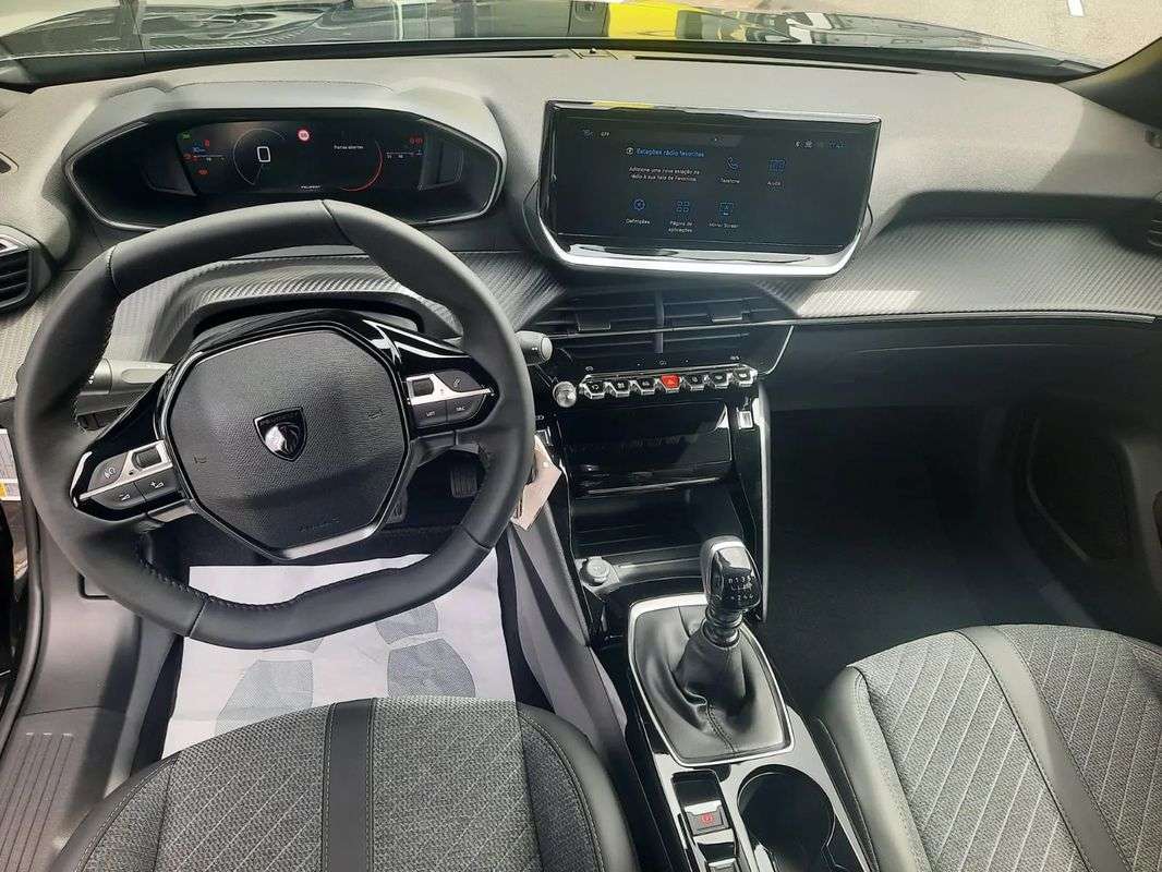 peugeot-2008-2024-gasolina-1199cc