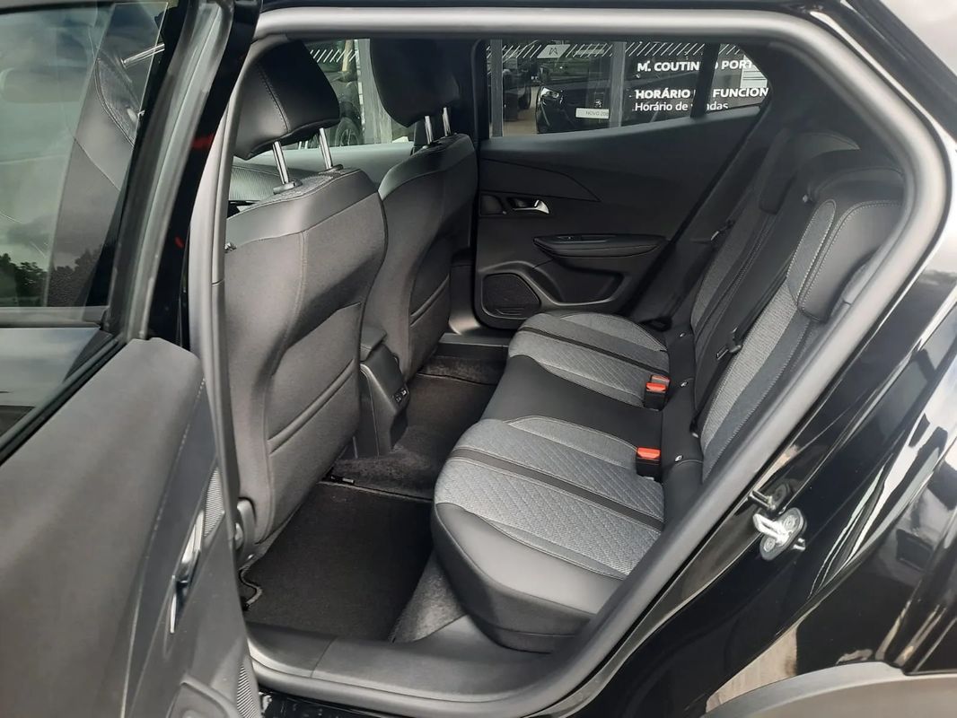 peugeot-2008-2024-gasolina-1199cc