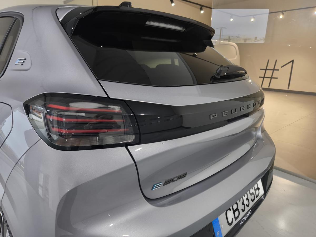 peugeot-208-2026-eletrico-0cc