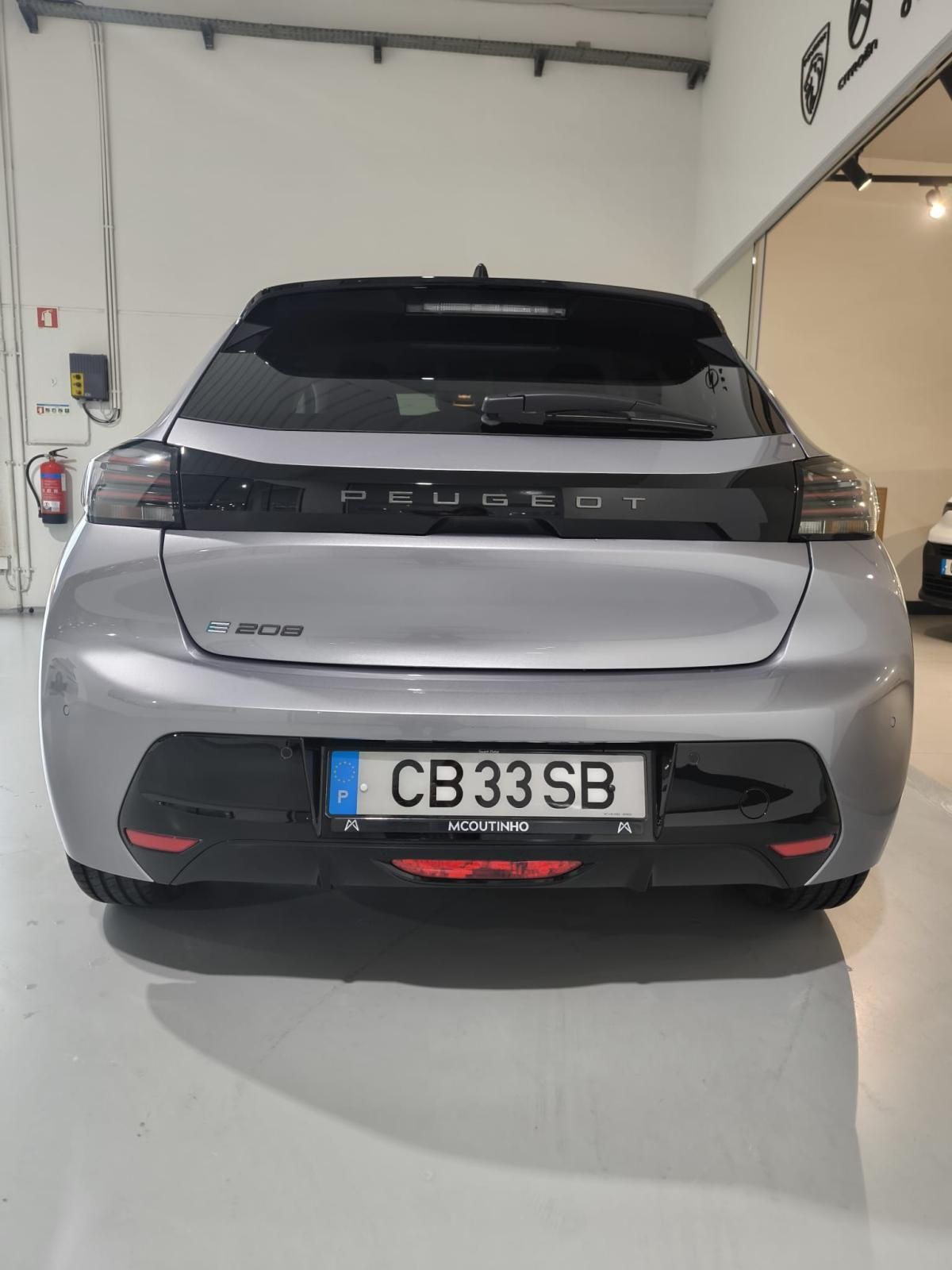 peugeot-208-2026-eletrico-0cc