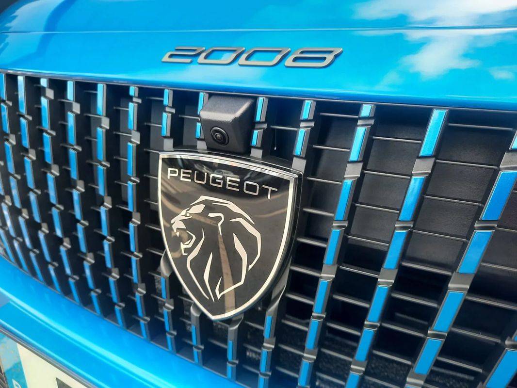 peugeot-2008-2024-gasolina-1199cc