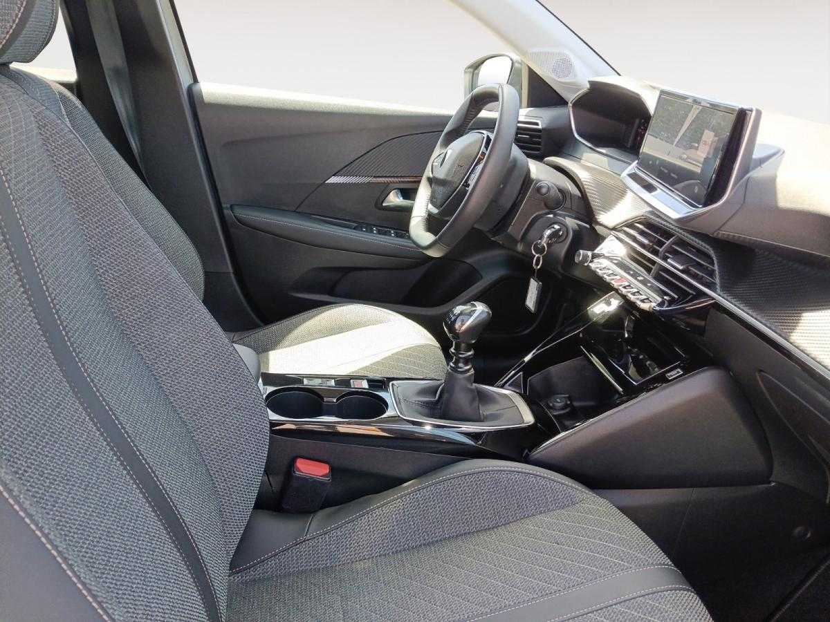 peugeot-208-2025-gasolina-1199cc