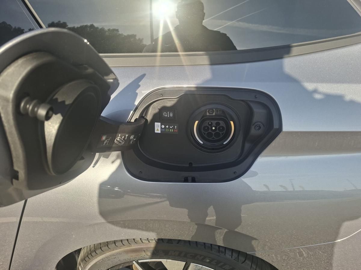peugeot-308-sw-2026-hibrido-a-gasolina-1598cc