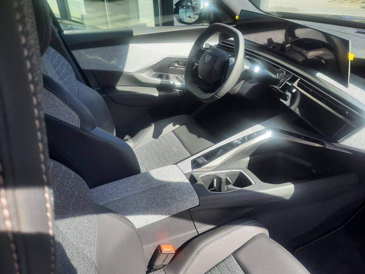 peugeot-e-3008-2026-eletrico-0cc
