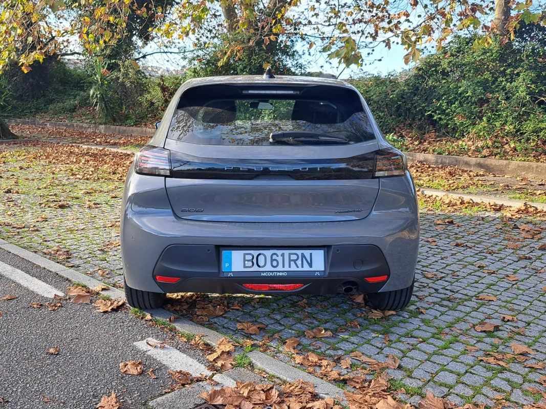 peugeot-208-2024-gasolina-1199cc