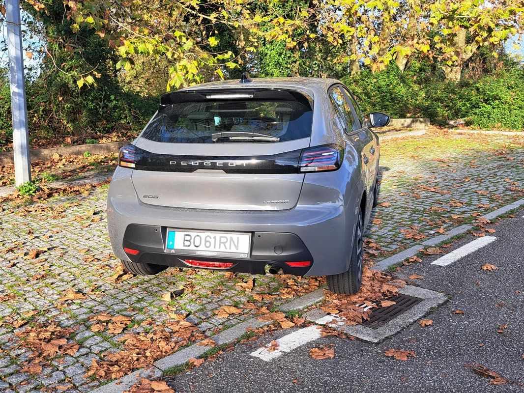 peugeot-208-2024-gasolina-1199cc