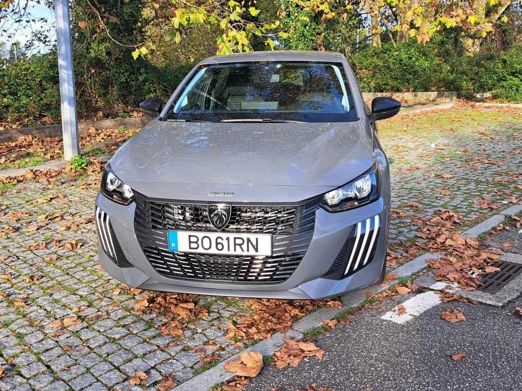 peugeot-208-2024-gasolina-1199cc