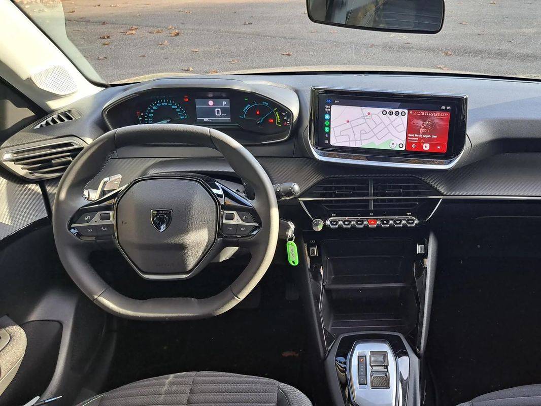 peugeot-208-2024-gasolina-1199cc