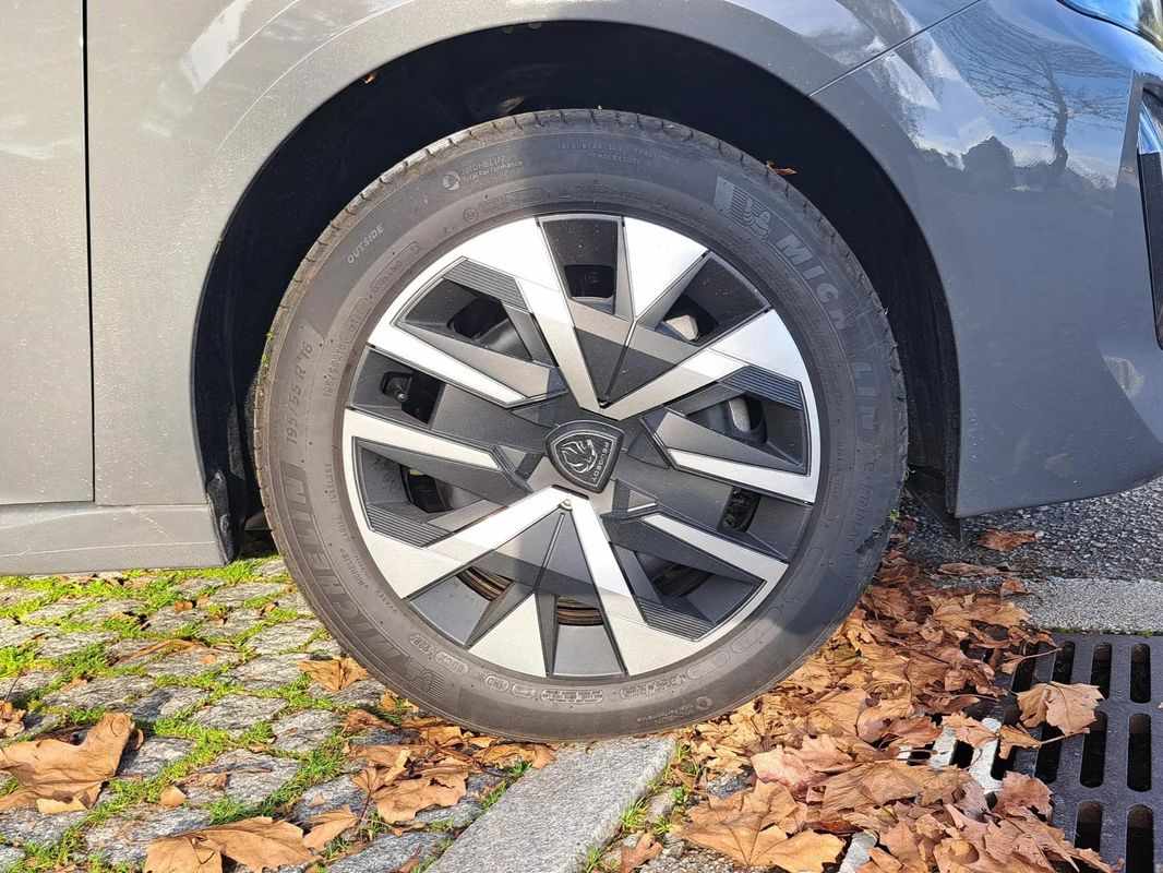 peugeot-208-2024-gasolina-1199cc