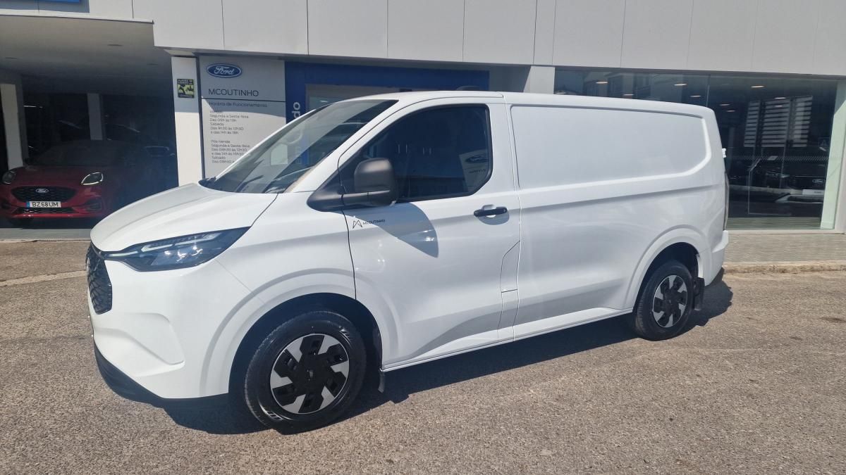ford-transit-custom-2026-eletrico-0cc