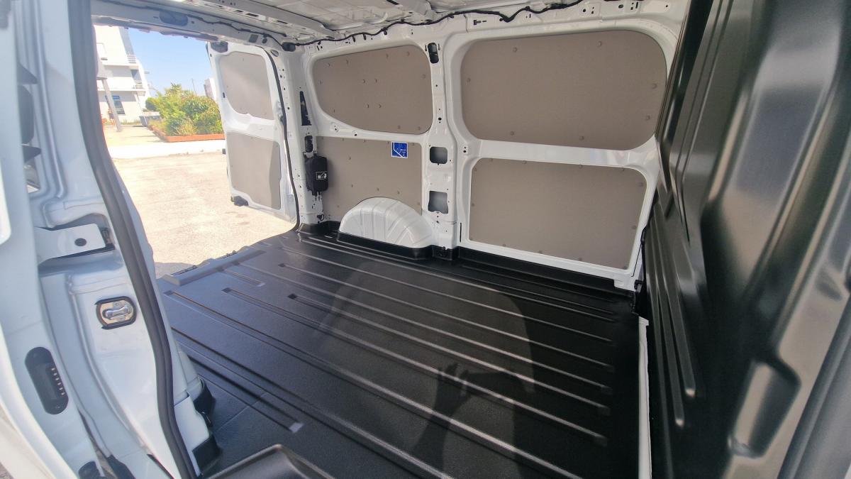 ford-transit-custom-2026-eletrico-0cc