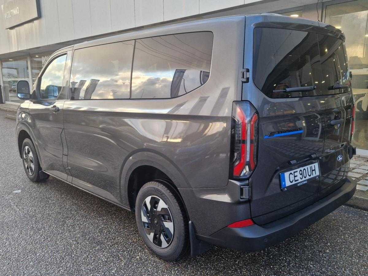 ford-transit-custom-2026-eletrico-0cc