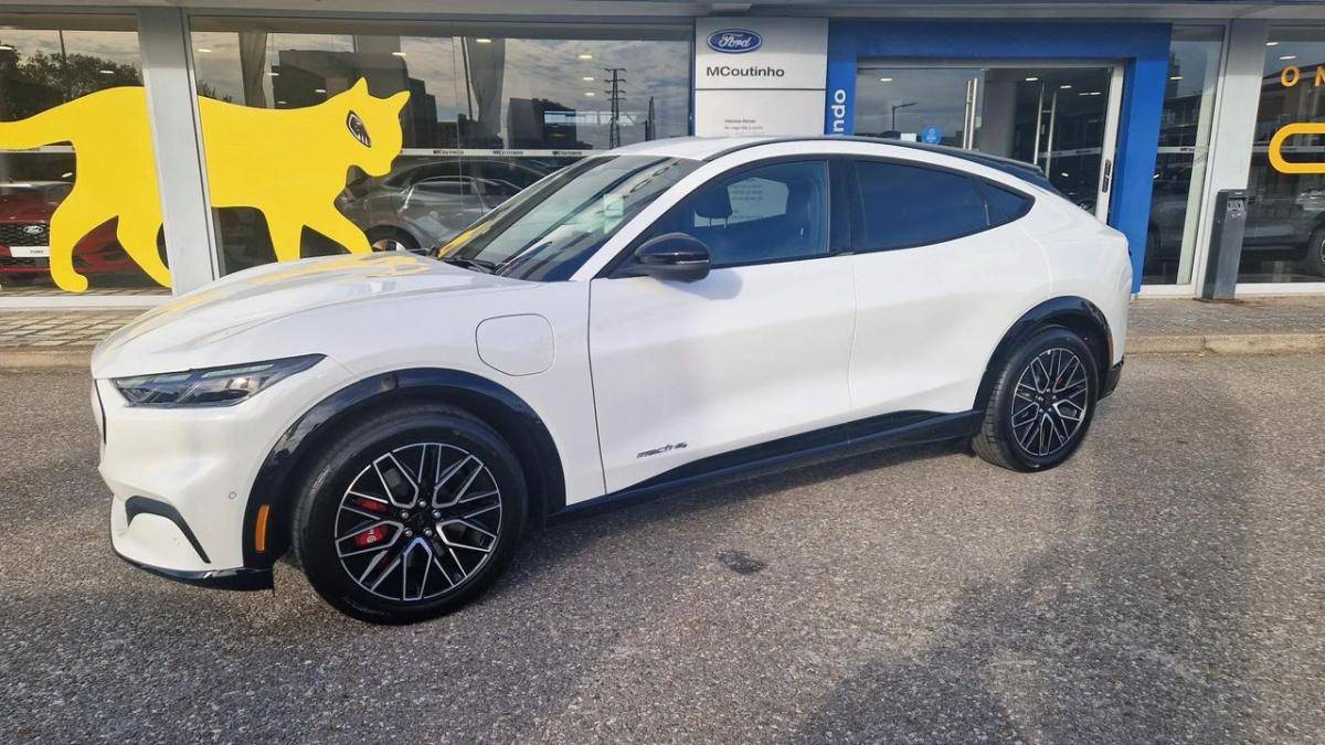 ford-mustang-2025-eletrico-0cc