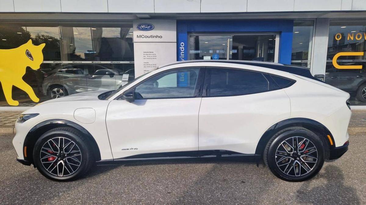 ford-mustang-2025-eletrico-0cc