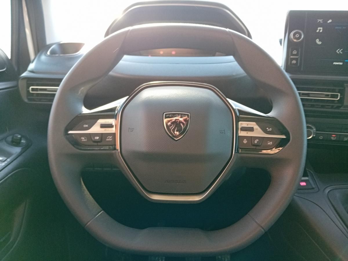 peugeot-partner-2025-diesel-1499cc