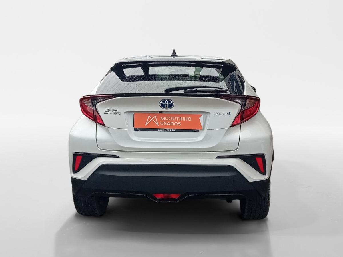 toyota-c-hr-2023-hibrido-a-gasolina-1798cc