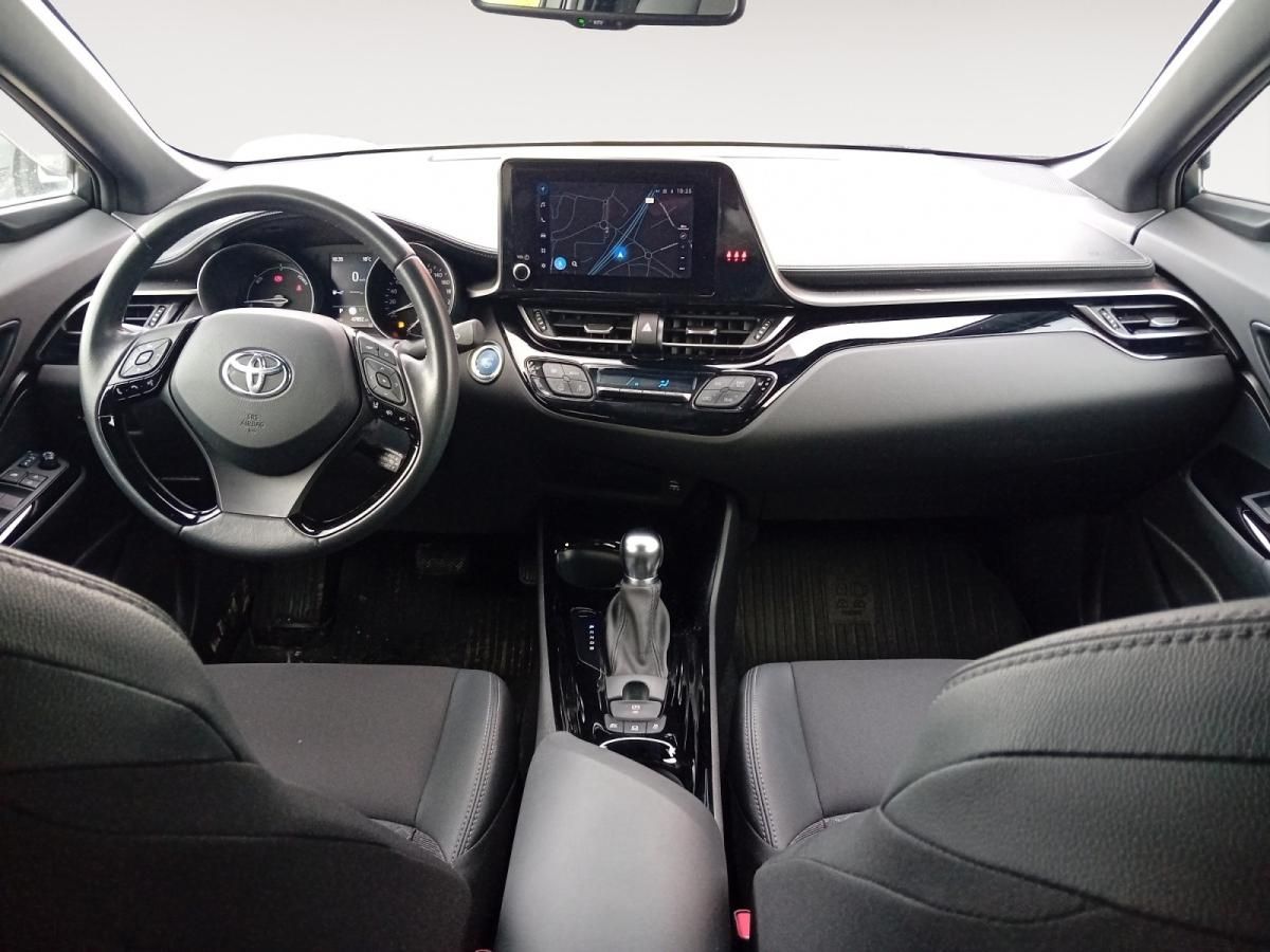 toyota-c-hr-2023-hibrido-a-gasolina-1798cc