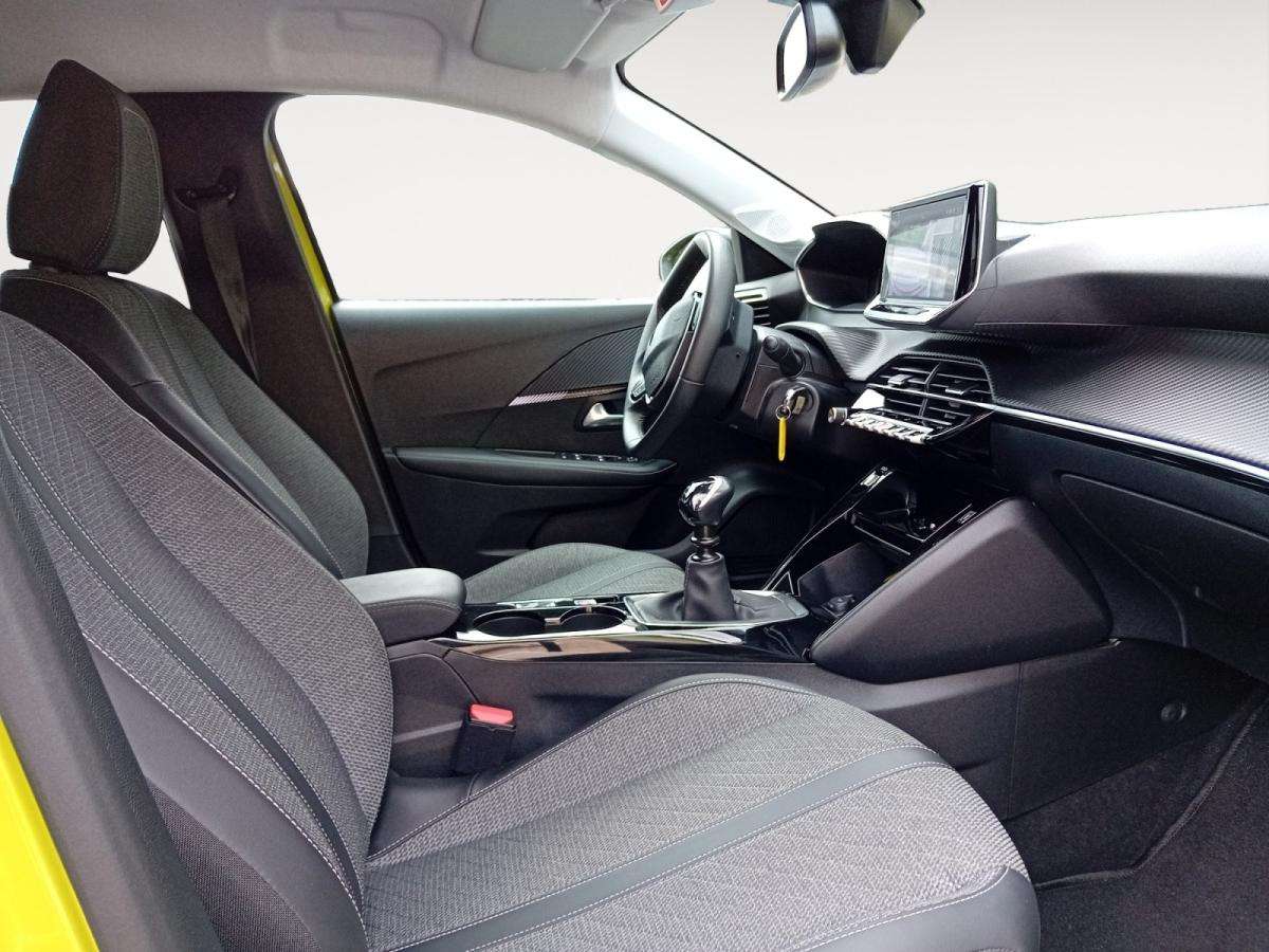 peugeot-208-2025-gasolina-1199cc