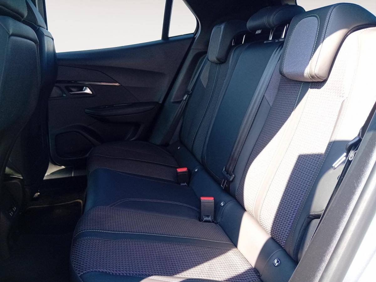 peugeot-2008-2023-diesel-1499cc