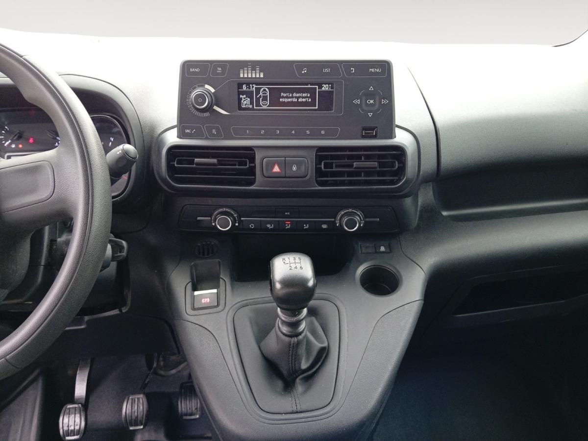 citroen-berlingo-2022-diesel-1499cc