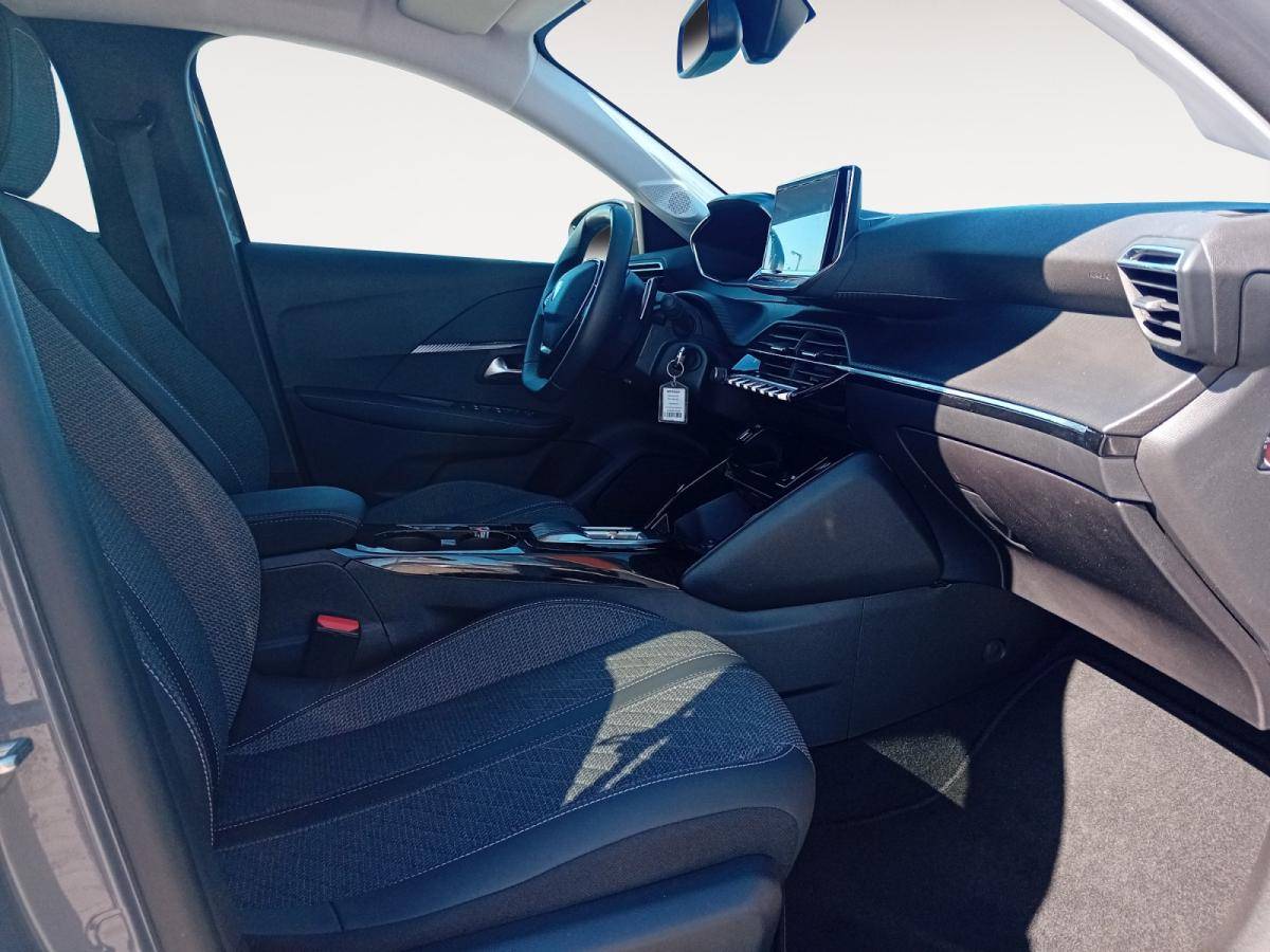 peugeot-208-2025-gasolina-1199cc