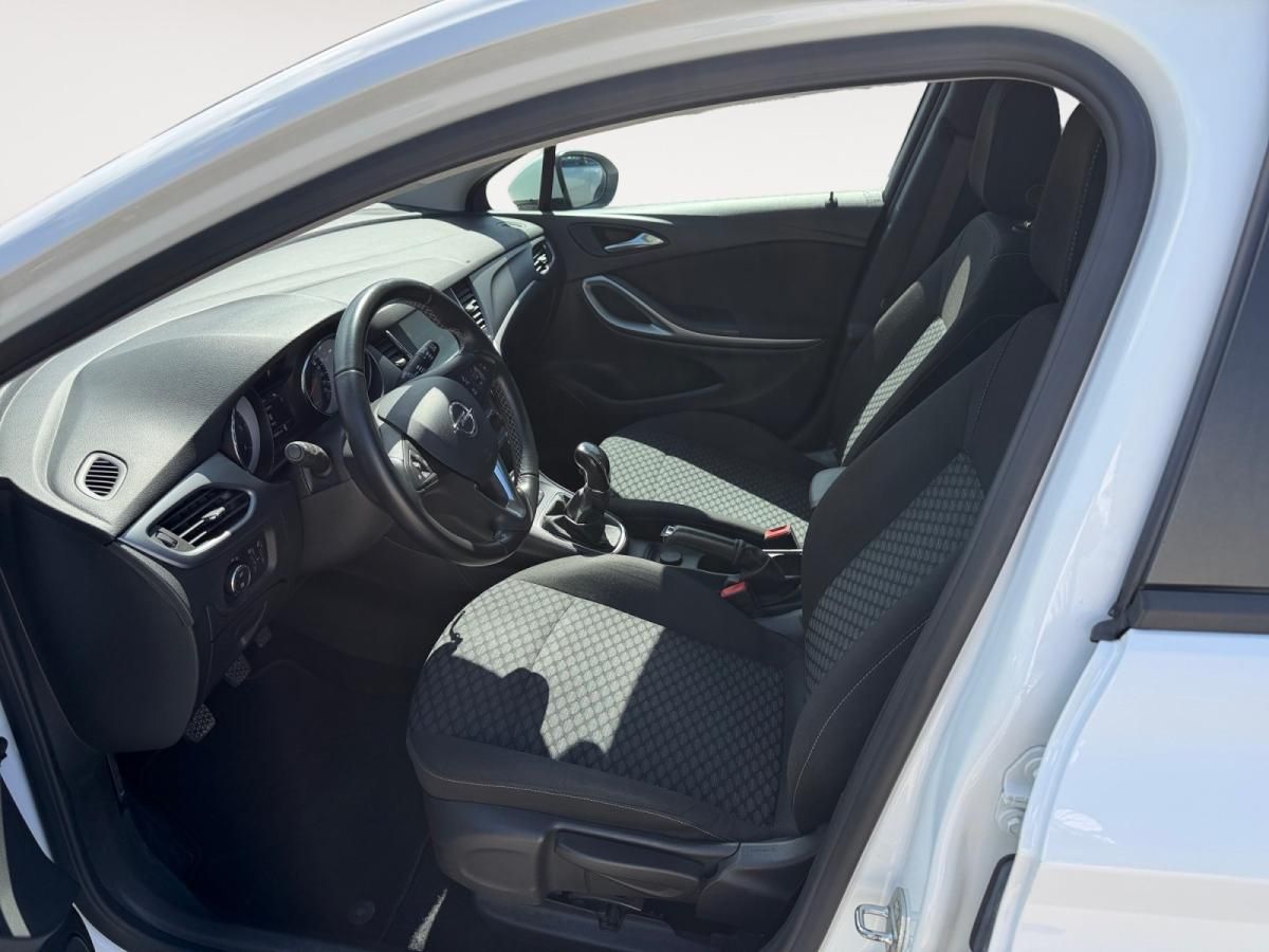 opel-astra-2020-diesel-1496cc