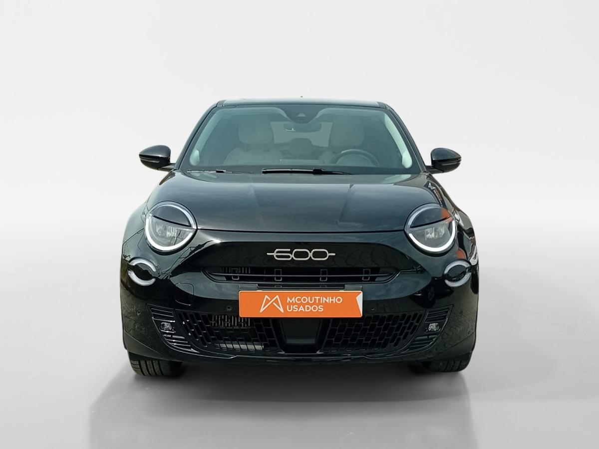 fiat-600-2024-gasolina-1199cc