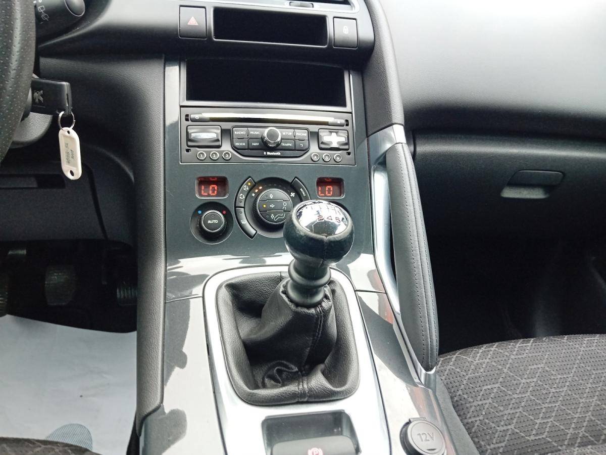 peugeot-3008-2015-diesel-1560cc