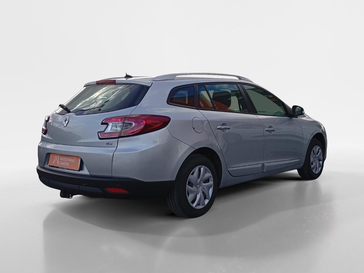 renault-megane-sport-tourer-2016-diesel-1461cc