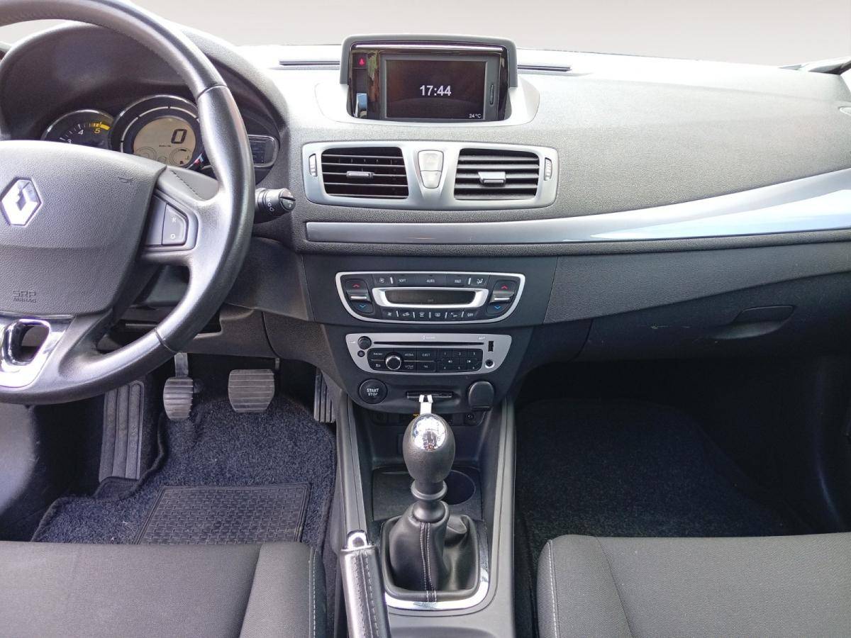 renault-megane-sport-tourer-2016-diesel-1461cc