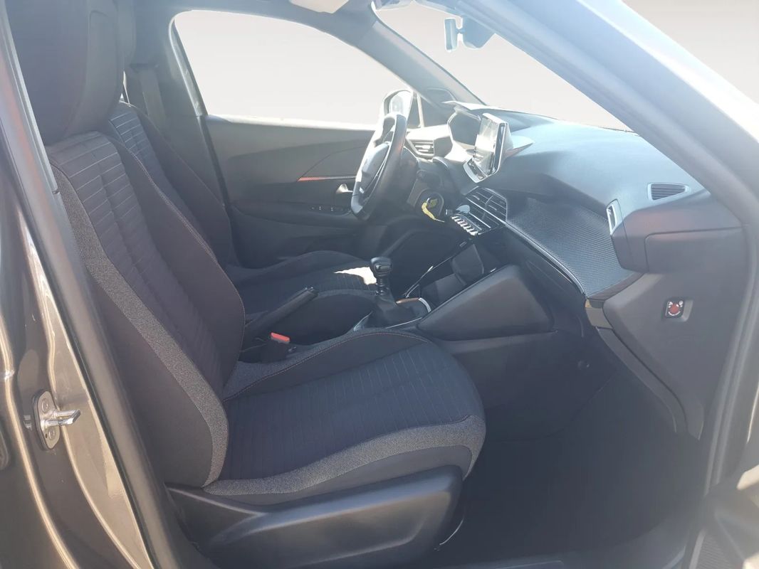 peugeot-2008-2023-gasolina-1199cc