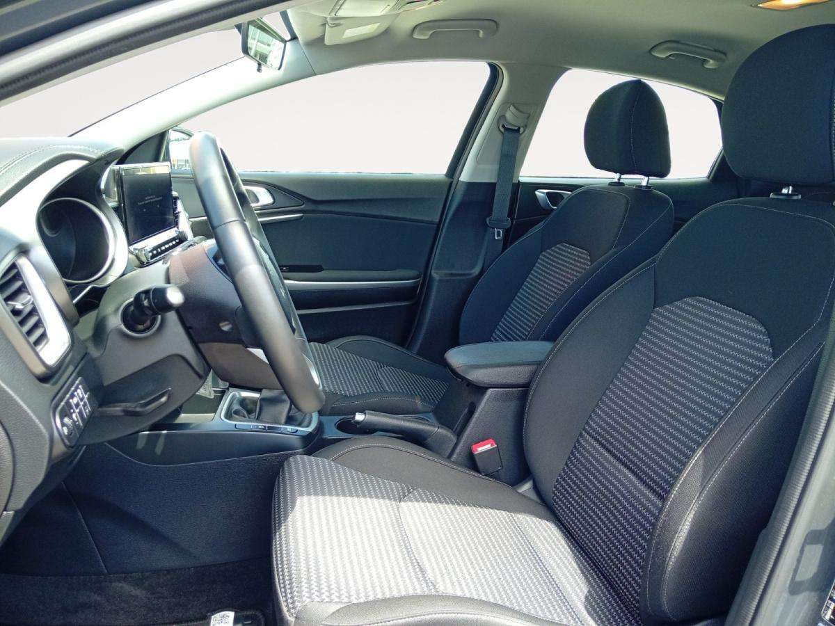 kia-xceed-2025-gasolina-998cc