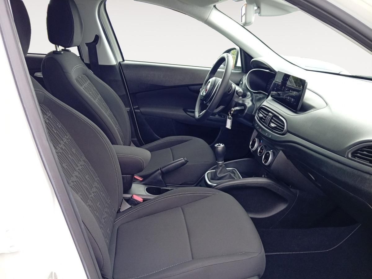 fiat-tipo-station-wagon-2023-gasolina-999cc