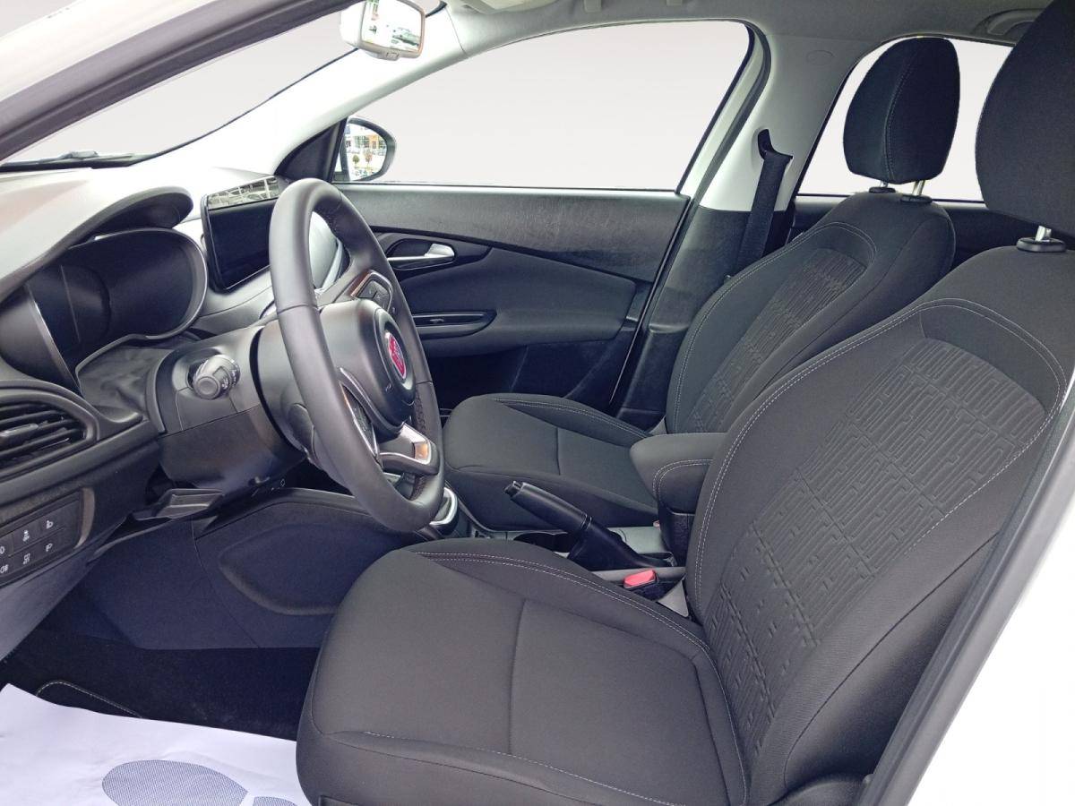 fiat-tipo-station-wagon-2023-gasolina-999cc