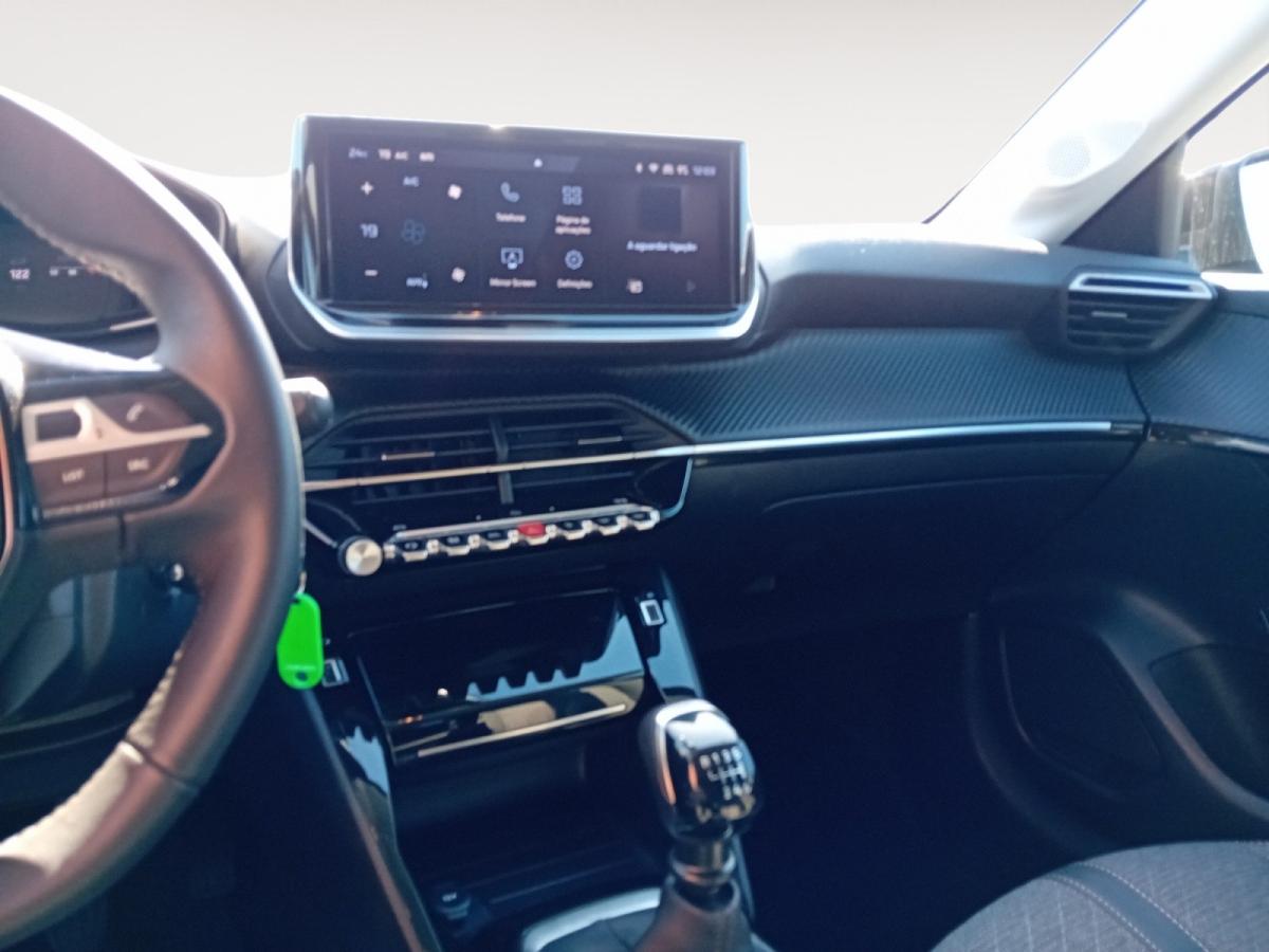 peugeot-208-2025-gasolina-1199cc