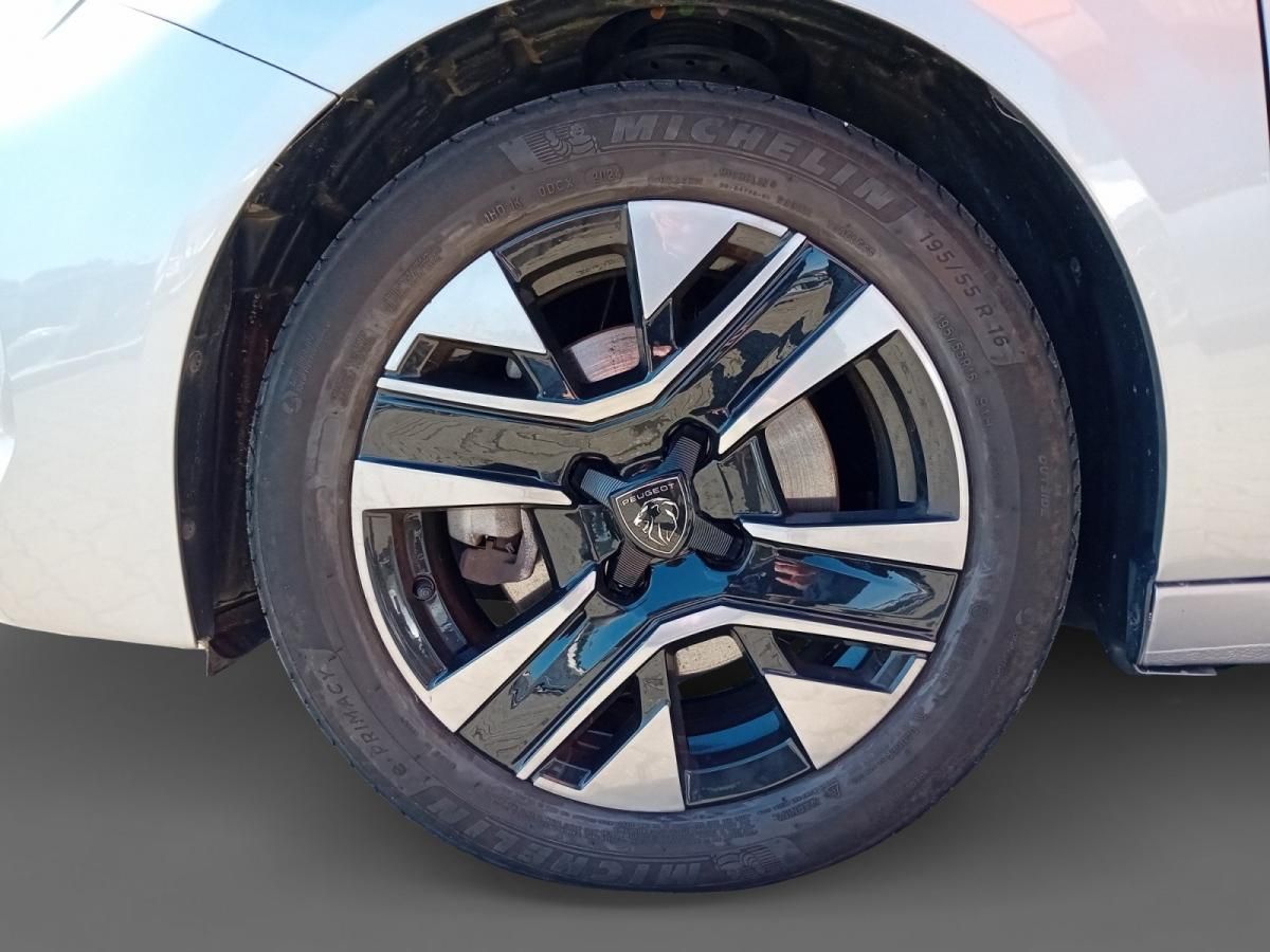 peugeot-208-2025-gasolina-1199cc