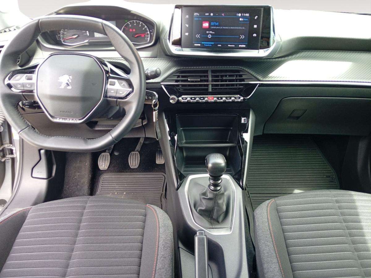 peugeot-2008-2021-diesel-1499cc