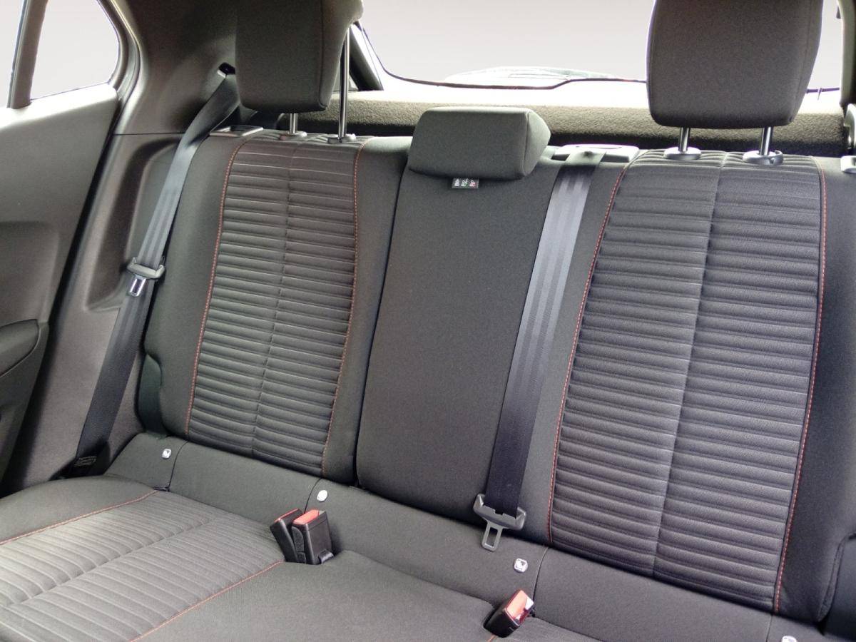 peugeot-2008-2021-diesel-1499cc