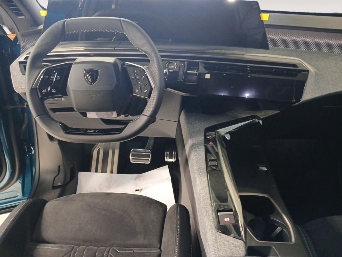 peugeot-e-3008-2025-eletrico-0cc