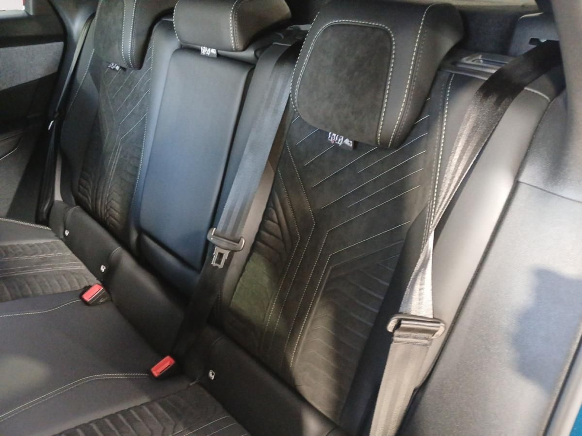 peugeot-e-3008-2025-eletrico-0cc