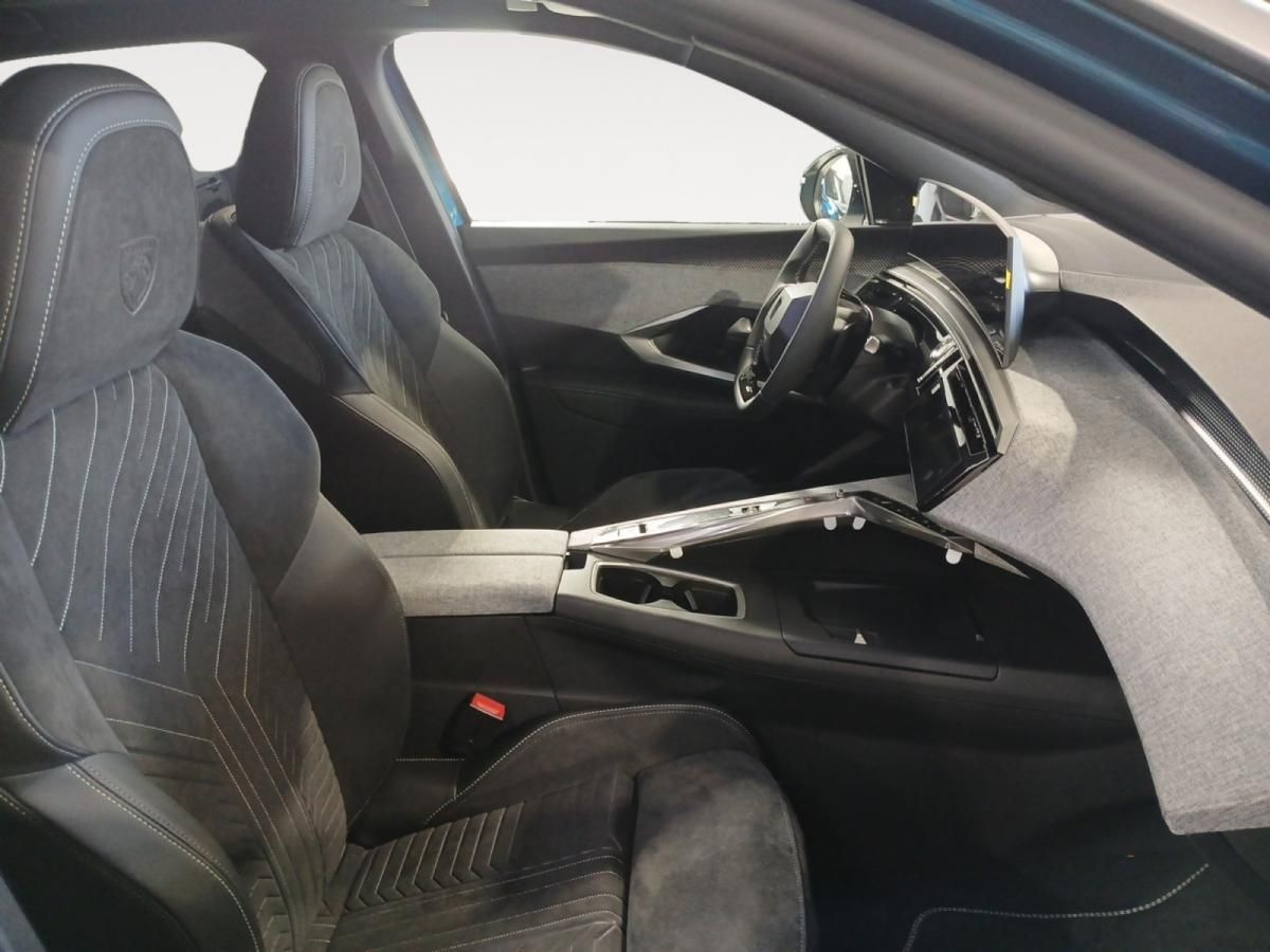 peugeot-e-3008-2025-eletrico-0cc