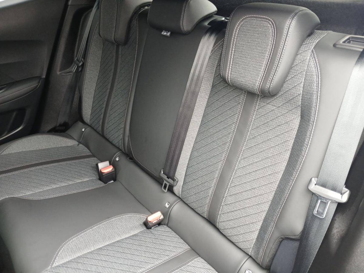 peugeot-2008-2026-gasolina-1199cc