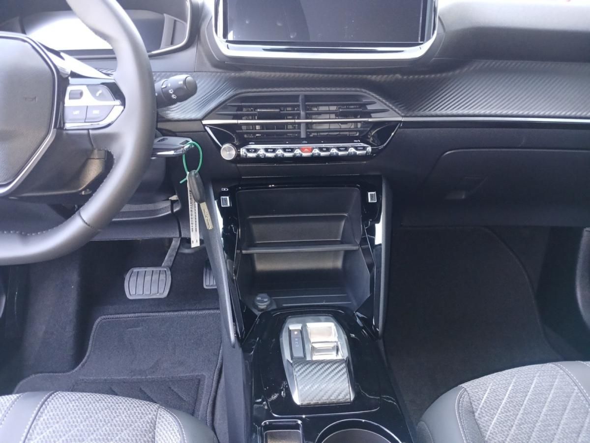 peugeot-208-2026-gasolina-1199cc
