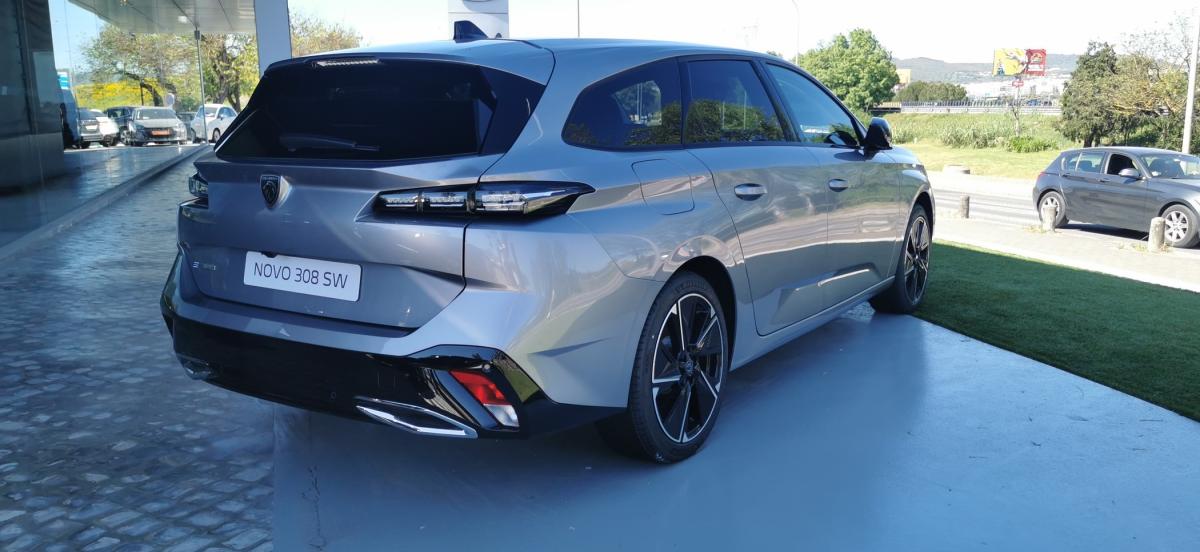 peugeot-e-308-2025-eletrico-0cc