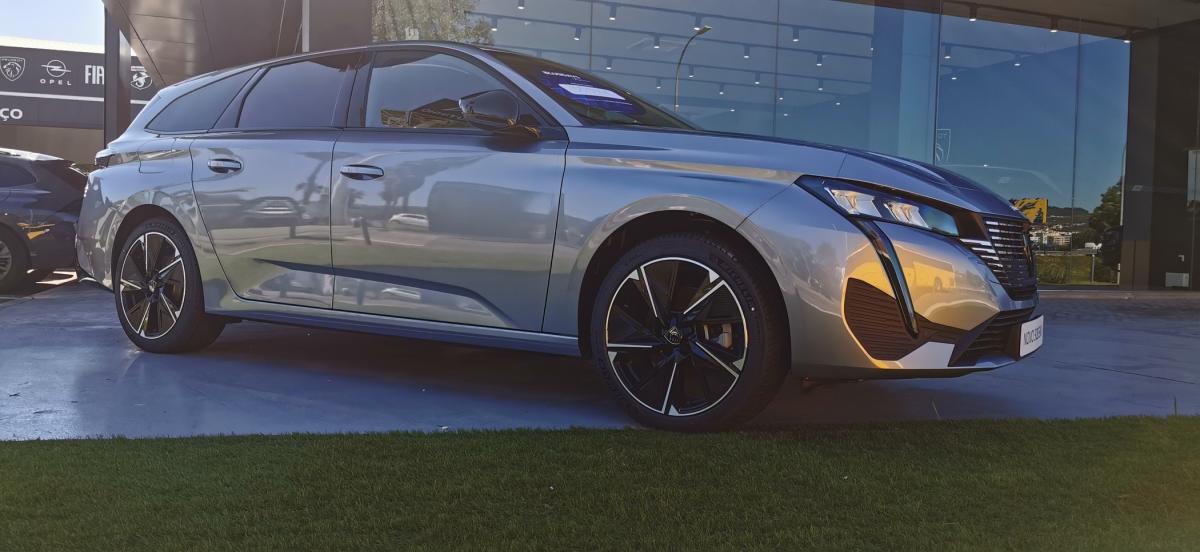 peugeot-e-308-2025-eletrico-0cc