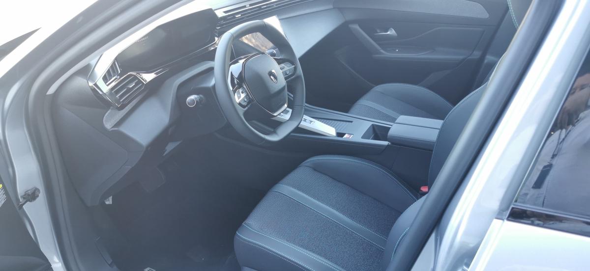 peugeot-e-308-2025-eletrico-0cc