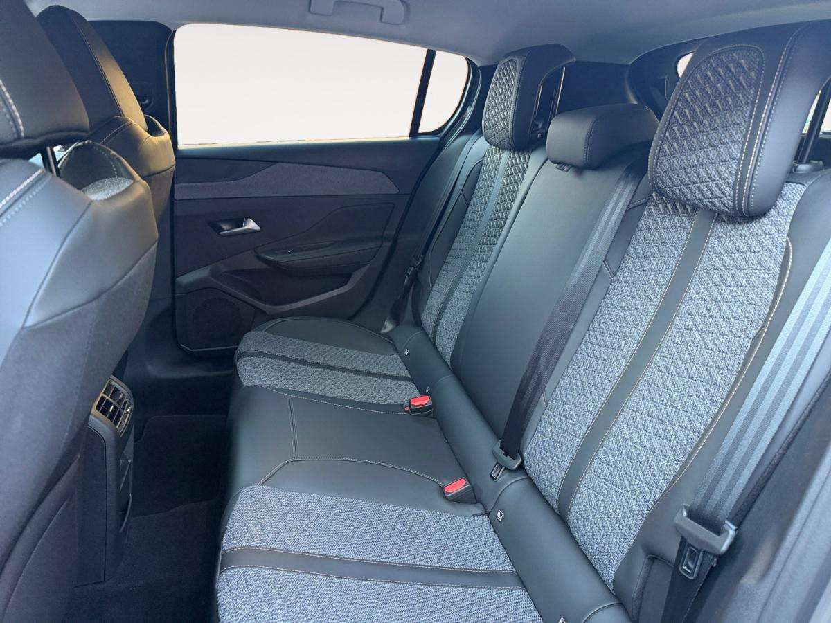peugeot-e-308-2026-eletrico-0cc