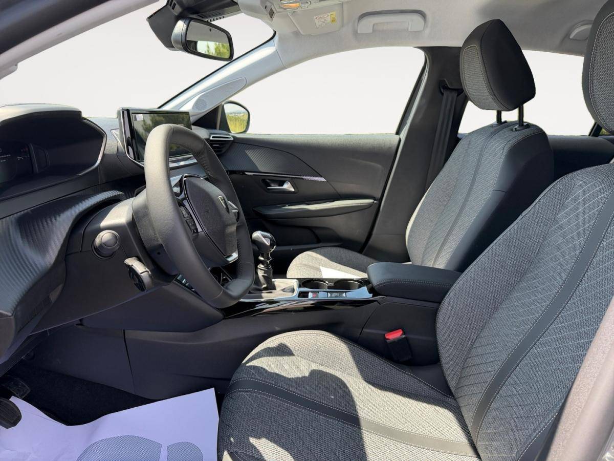 peugeot-208-2026-gasolina-1199cc